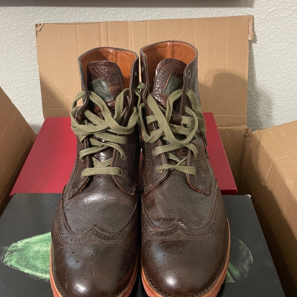 Walk-Over Chukka Boots